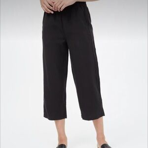Tentree Soft Black Tencel Pull On Cropped Wide Leg Pants Womens Small Minimalist